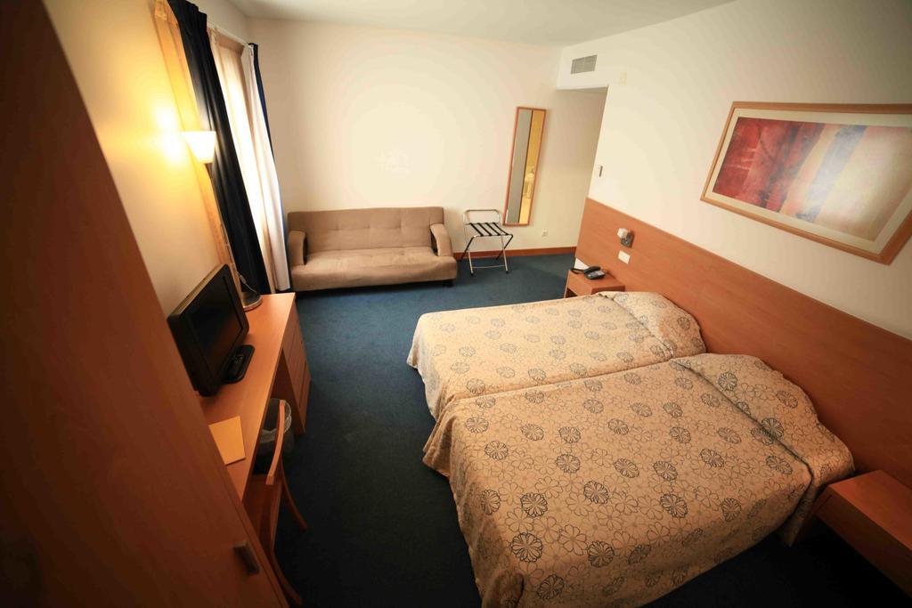 Hotel Matriz Ponta Delgada Pokój zdjęcie